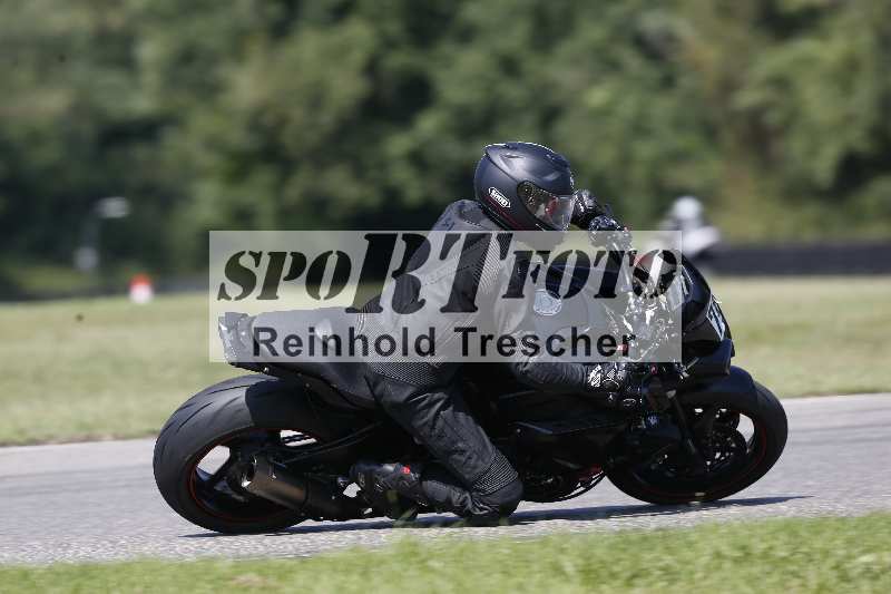 /44 09.08.2025 Plüss Moto Sport ADR/Einsteiger/unklar backside